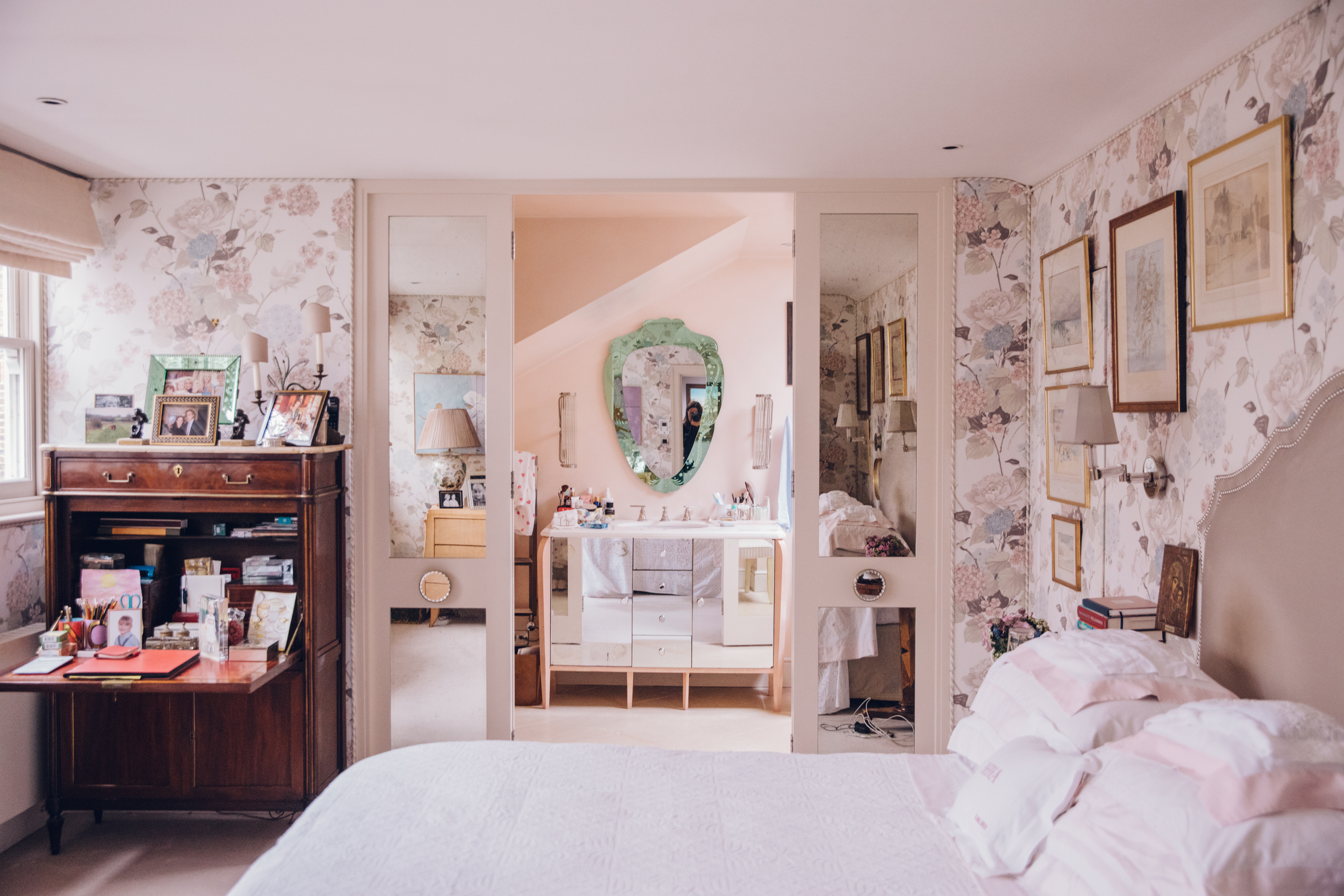 Nina Campbell 360° House Tour